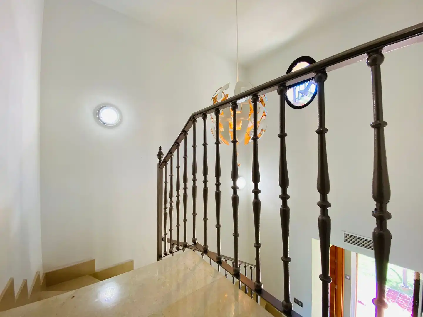 Casa adosada de lloguer en Estepona amb Aire condicionat, Terrassa i Moblat