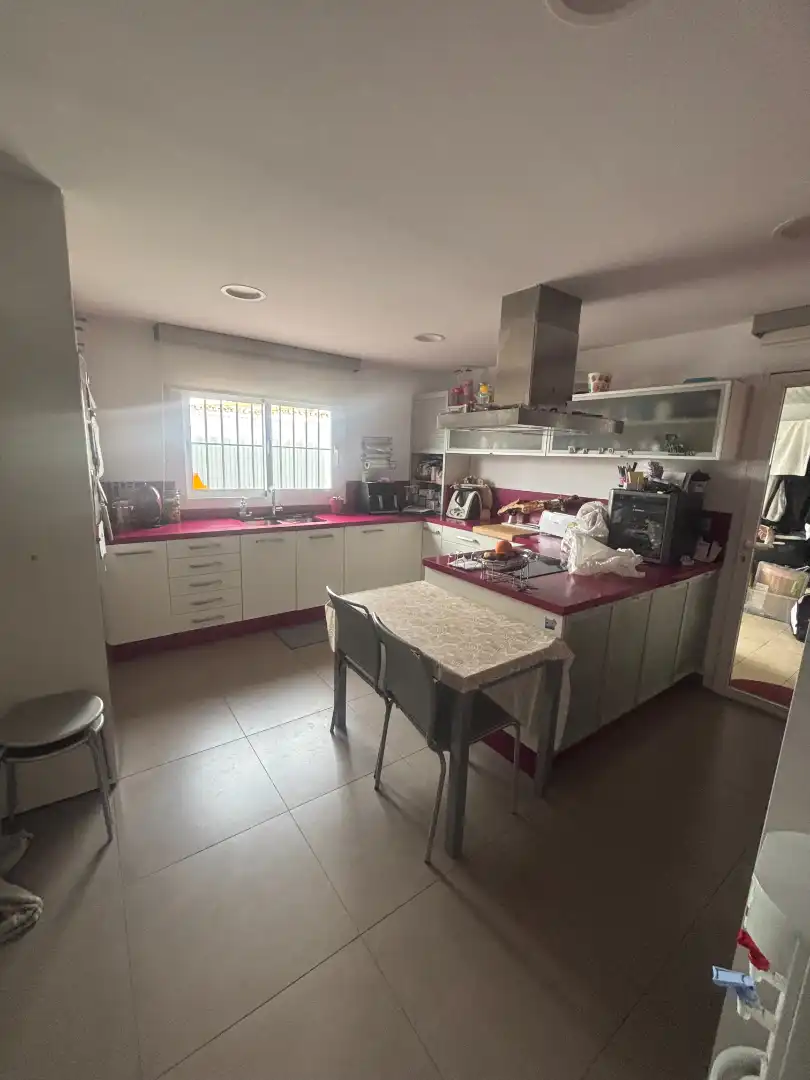 Küche von Haus oder Chalet zum Verkauf in Marbella mit Klimaanlage, Heizung und Privatgarten