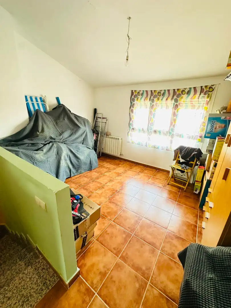 Casa adosada en venda en Cigales amb Calefacció, Forn i Rentadora