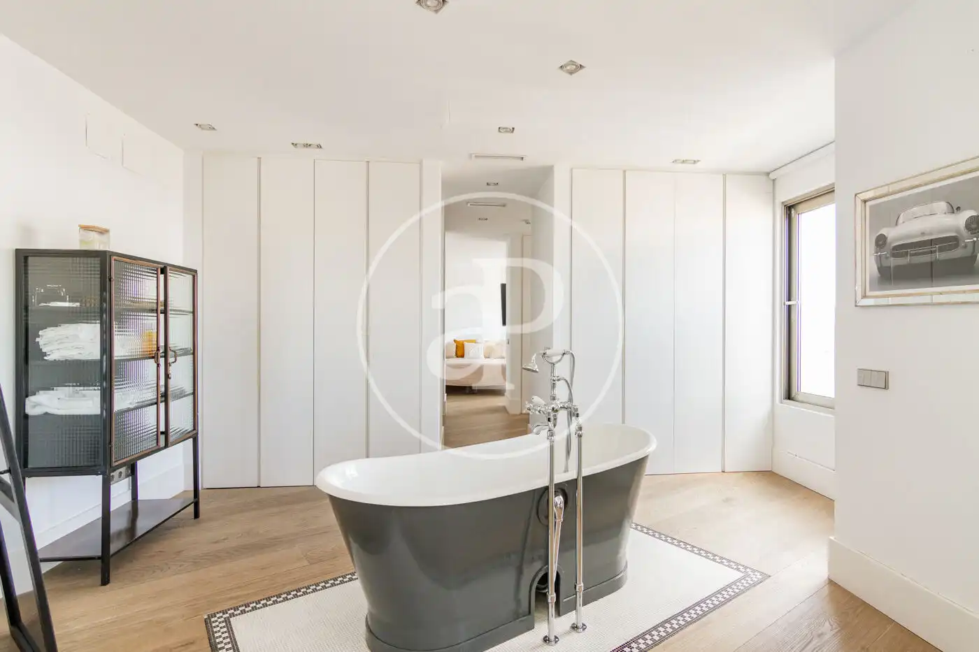 Baño de Ático en venta en Madrid con Aire acondicionado, Calefacción y Jardín privado
