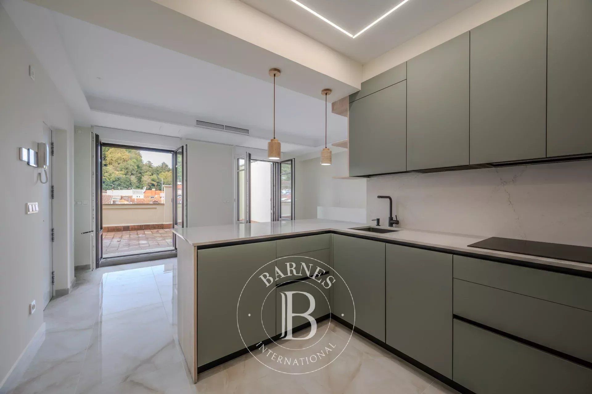 Kitchen of Flat for sale in Donostia - San Sebastián   with Air Conditioner, Heating and Terrace