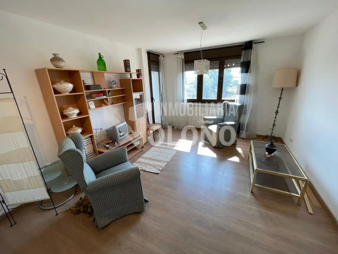 Sala d'estar de Dúplex en venda en Zarratón amb Calefacció, Parquet i Traster