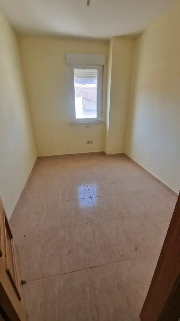Habitación de Dúplex en venta en Peñaranda de Bracamonte con Calefacción, Terraza y Trastero