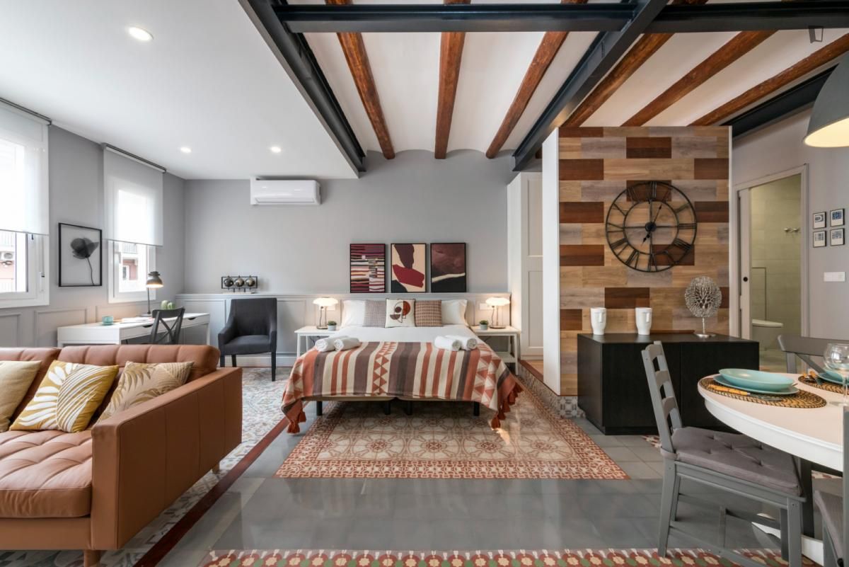 Study to rent in El Camp de l'Arpa del Clot