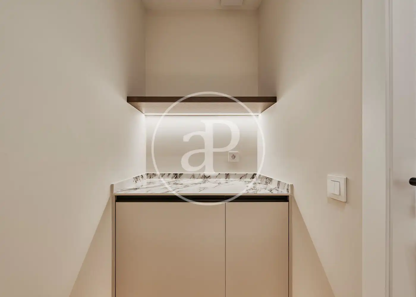 Flat for sale in Madrid  with Air Conditioner, Heating and Terrace