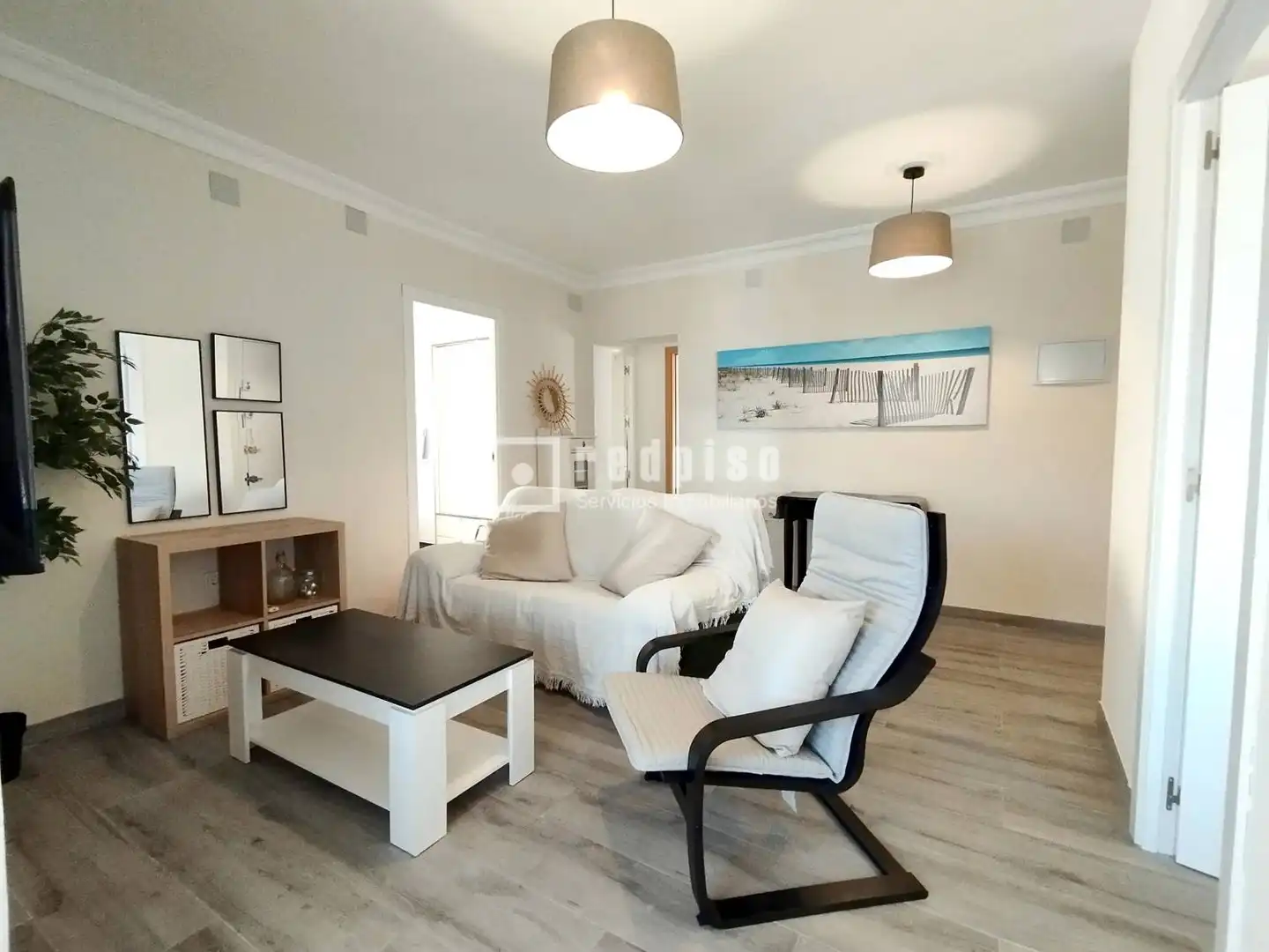 Living room of Flat for rent in Sevilla  with Air Conditioner, Heating and Terrace