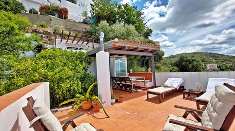 Alcalá Increíble adosado con 5 dormitorios, 4 baños en posición elevada con terrazas privadas, jardines y vistas impresionantes