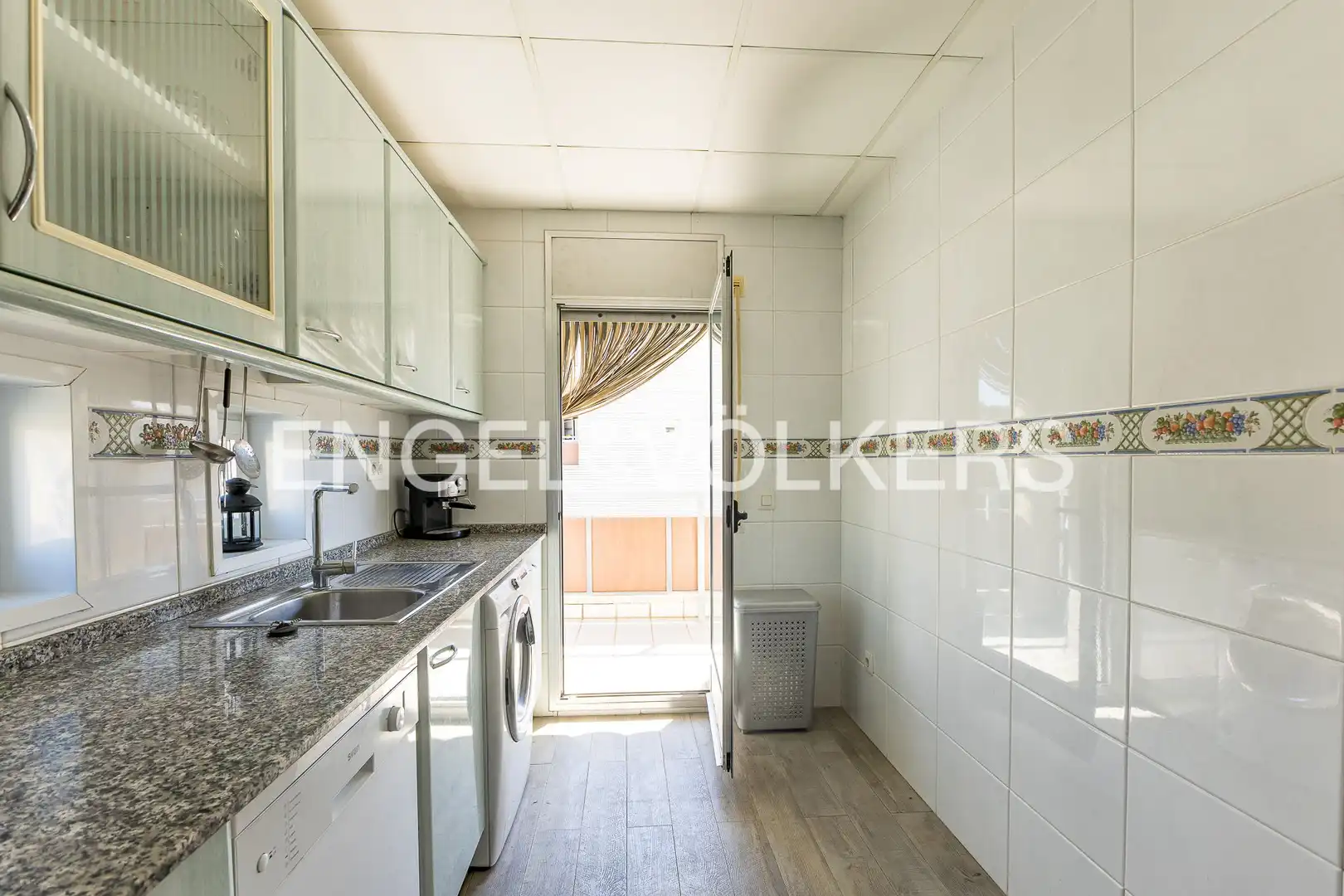 Küche von Maisonette zum Verkauf in Torredembarra mit Klimaanlage, Heizung und Terrasse