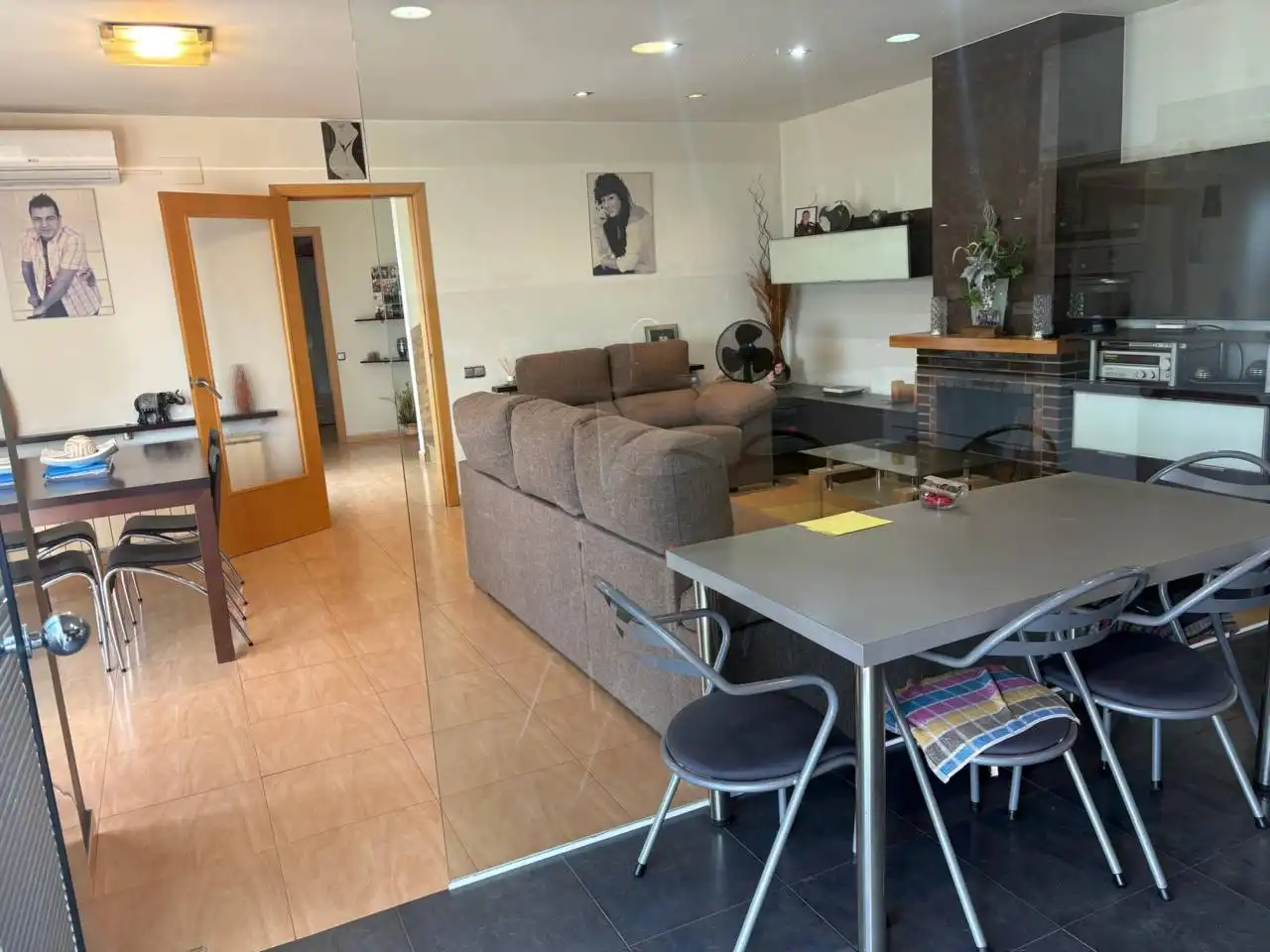 Sala de estar de Casa o chalet en venta en Vacarisses con Aire acondicionado, Calefacción y Jardín privado