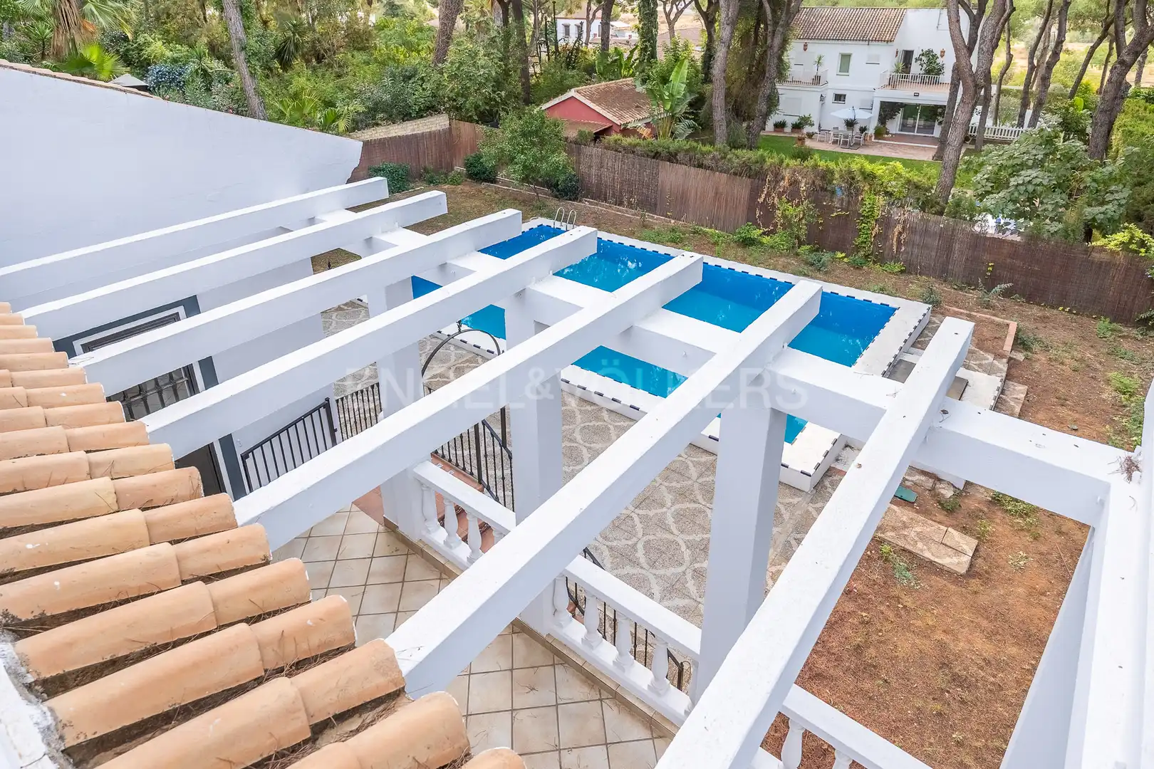 Piscina de Casa o xalet en venda en Alcalá de Guadaira amb Calefacció, Jardí privat i Terrassa