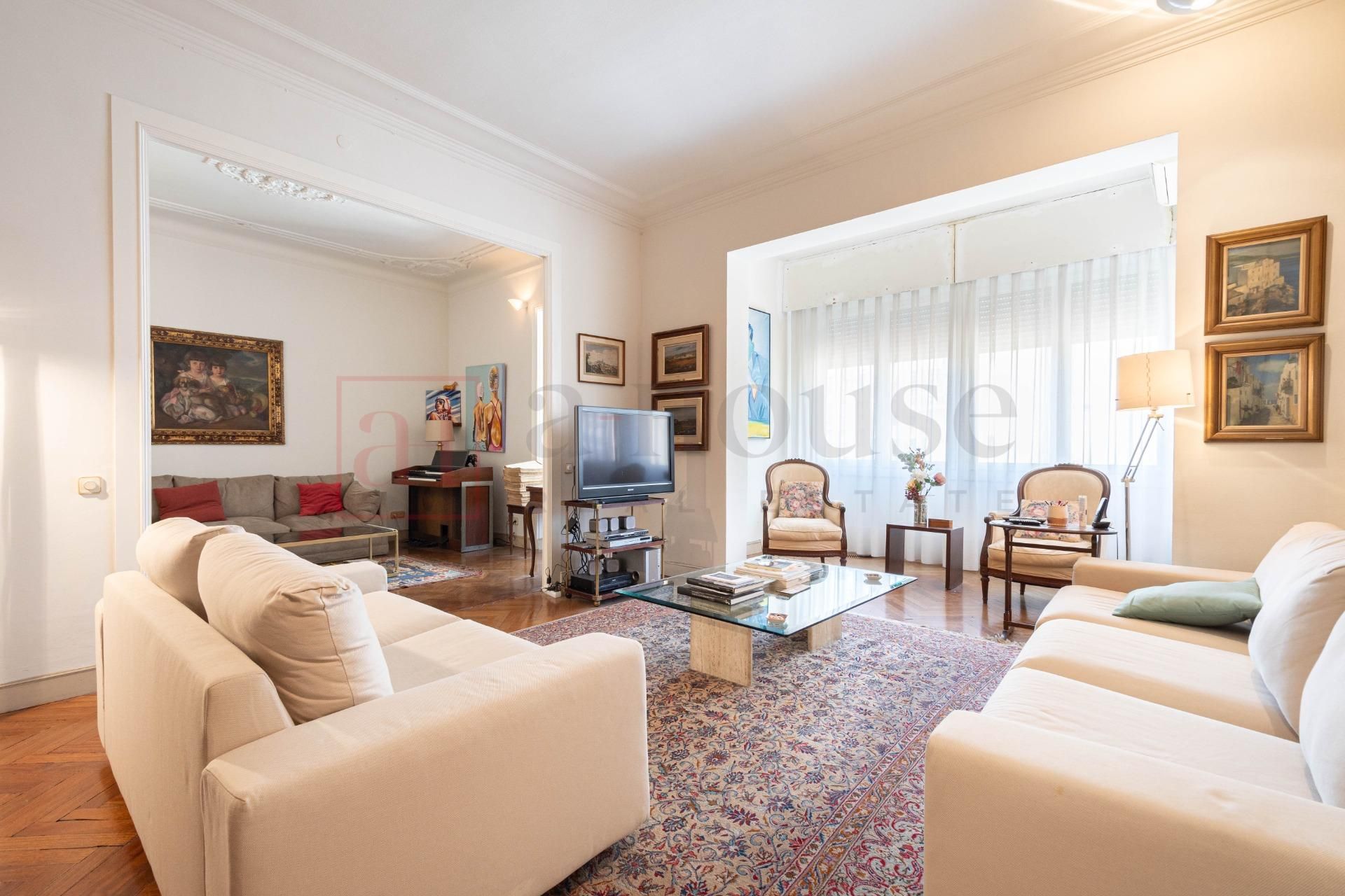 Sala d'estar de Pis en venda en  Barcelona Capital amb Aire condicionat, Parquet i Terrassa