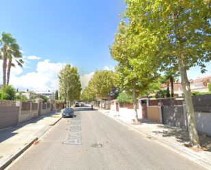 Vista exterior de Casa o xalet en venda en Vilanova i la Geltrú