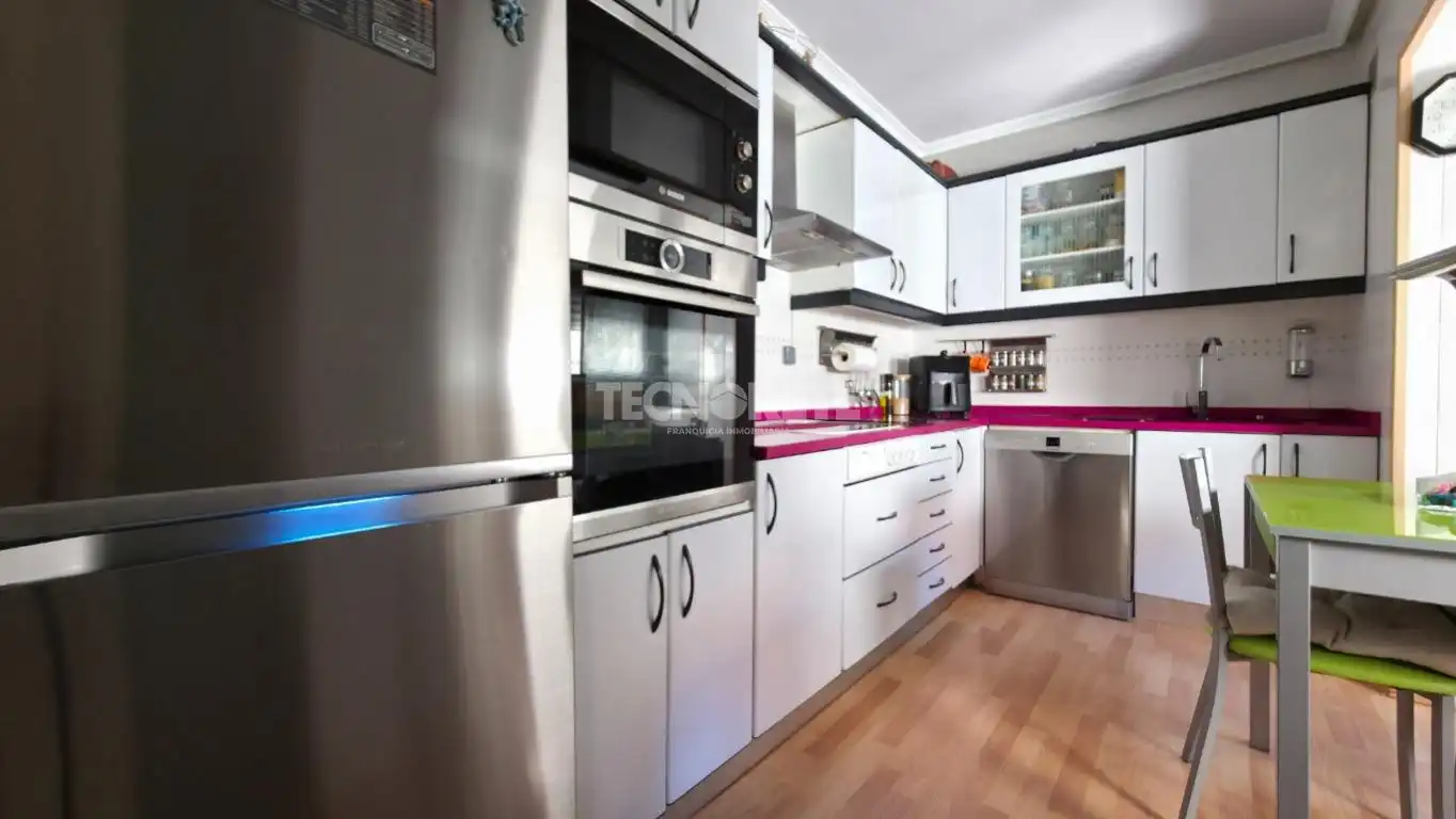 Cocina de Piso en venta en Guadalajara con Aire acondicionado, Calefacción y Balcón