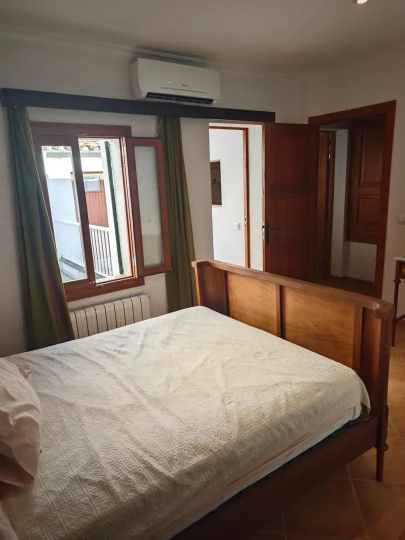 Schlafzimmer von Haus oder Chalet zum Verkauf in Pollença mit Klimaanlage, Heizung und Terrasse