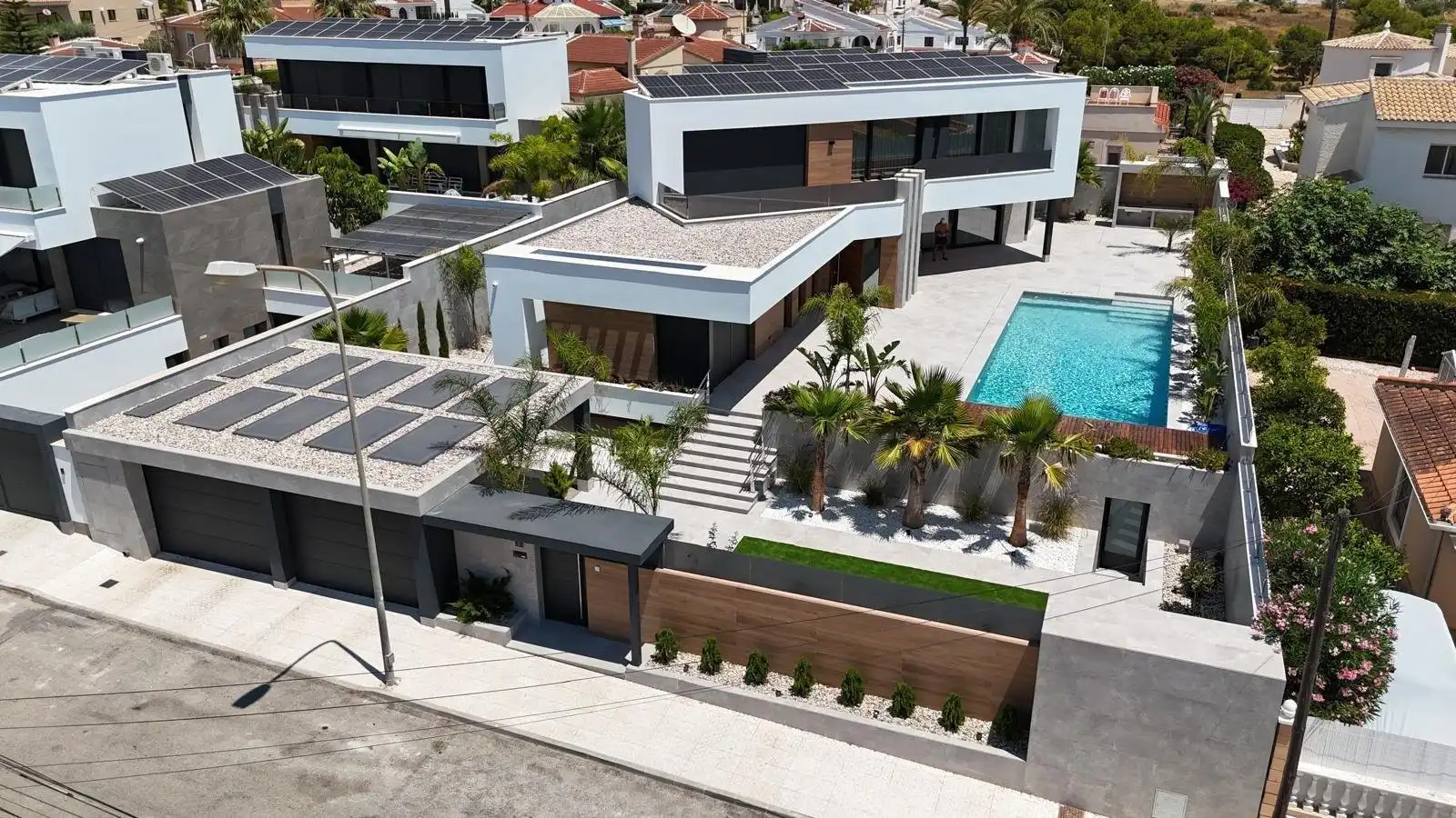 House with pool for sale in N/A