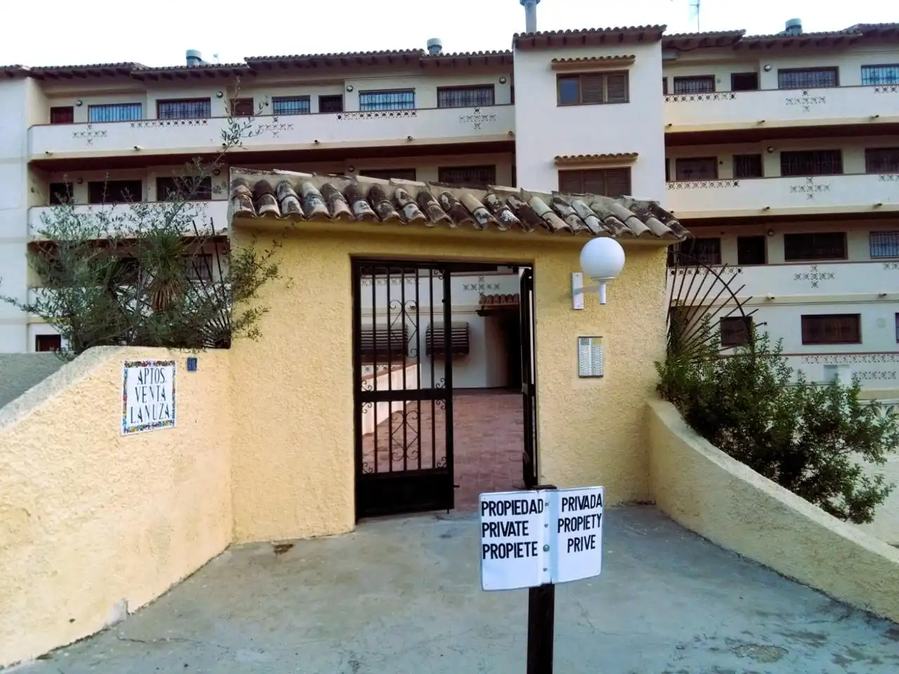 Wohnung zum Verkauf in El Campello mit Klimaanlage, Terrasse und Möbliert