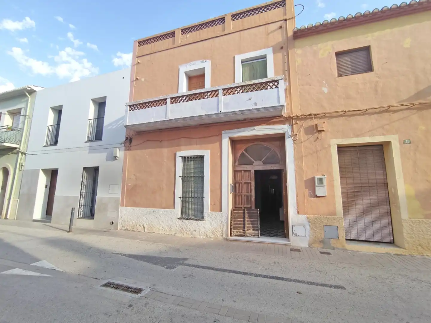 Casa rústica amb terrassa en venda a Gata de Gorgos