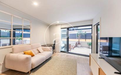 Living room of Flat for sale in  Barcelona Capital  with Air Conditioner, Heating and Terrace