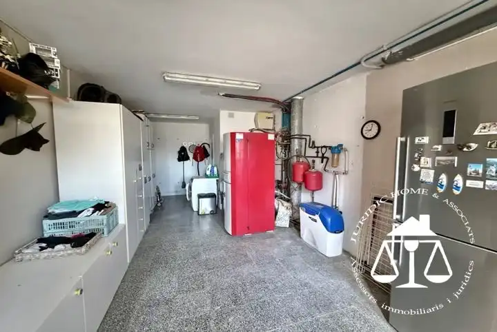 Casa o xalet en venda en Sant Boi de Llobregat amb Aire condicionat, Calefacció i Jardí privat