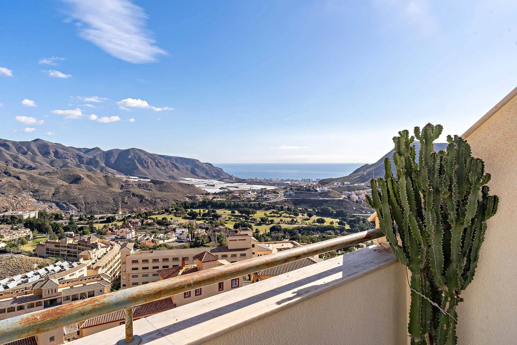 Vista exterior de Piso en venta en Vícar con Aire acondicionado, Jardín privado y Terraza