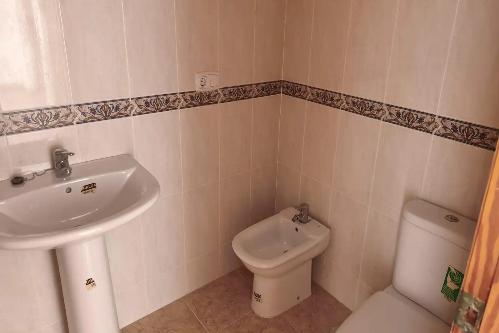 Bathroom of Apartments for sale in Roquetas de Mar