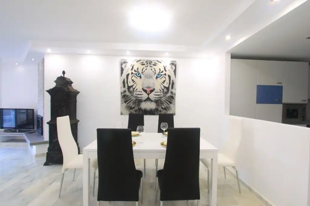 Comedor de Ático en venta en Marbella con Aire acondicionado, Calefacción y Terraza