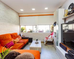 Living room of Apartment for sale in L'Hospitalet de Llobregat  with Air Conditioner