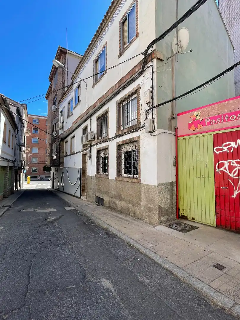 Local comercial de lloguer a Calle Santiago