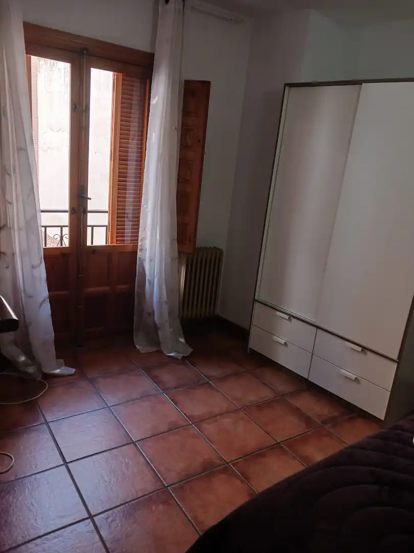 Dormitori de Loft de lloguer en Granada amb Aire condicionat, Calefacció i Moblat
