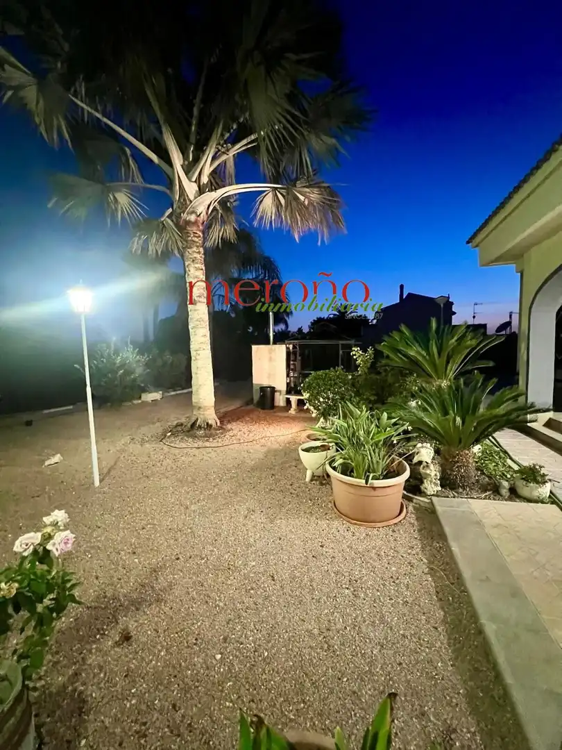 Casa o xalet en venda en Elche / Elx amb Jardí privat, Terrassa i Traster