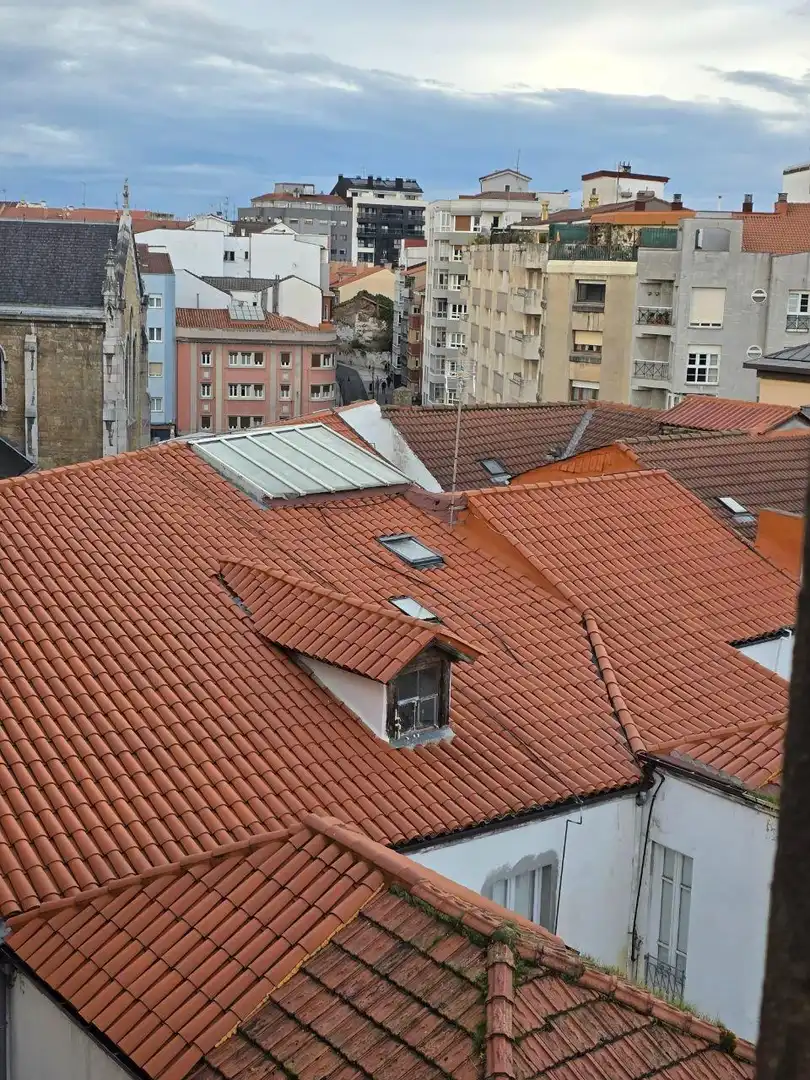Vista exterior de Ático en venta en Avilés