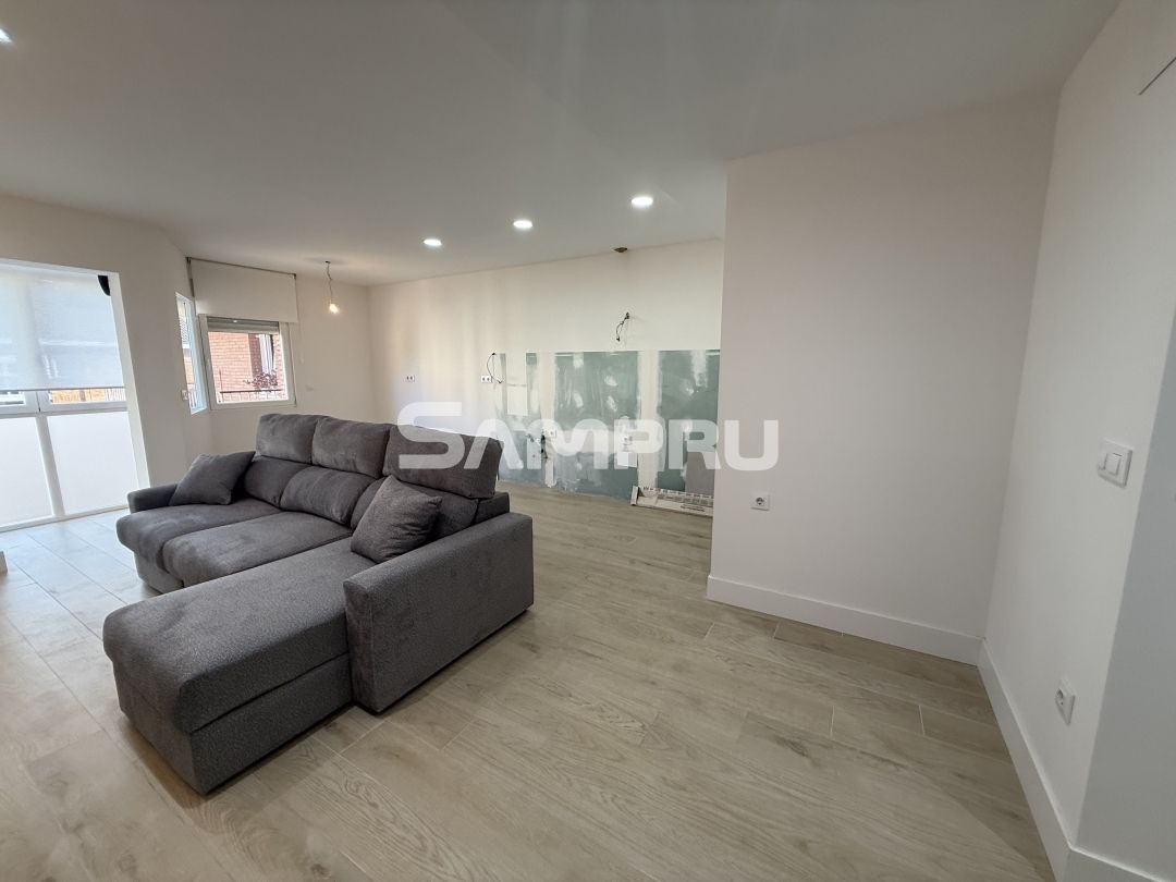 Living room of Flat for sale in Vitoria - Gasteiz  with Heating, Storage room and Balcony