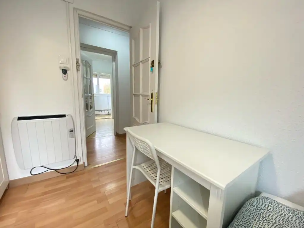 Habitación en Calle Orio, 5, Los Ángeles