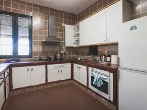 Cuina de Finca rústica en venda en Badajoz amb Jardí privat, Terrassa i Piscina