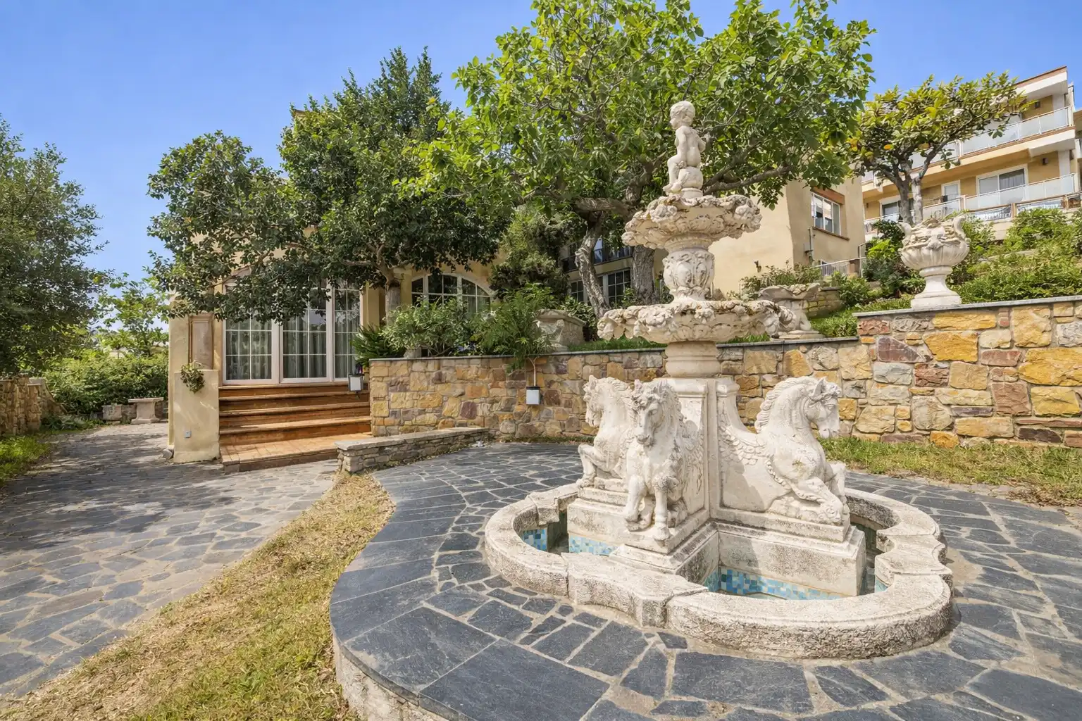 Jardí de Casa o xalet en venda en Roses amb Aire condicionat, Calefacció i Jardí privat