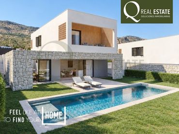 Villa con piscina in vendita a Avenida Avenida Catalunya