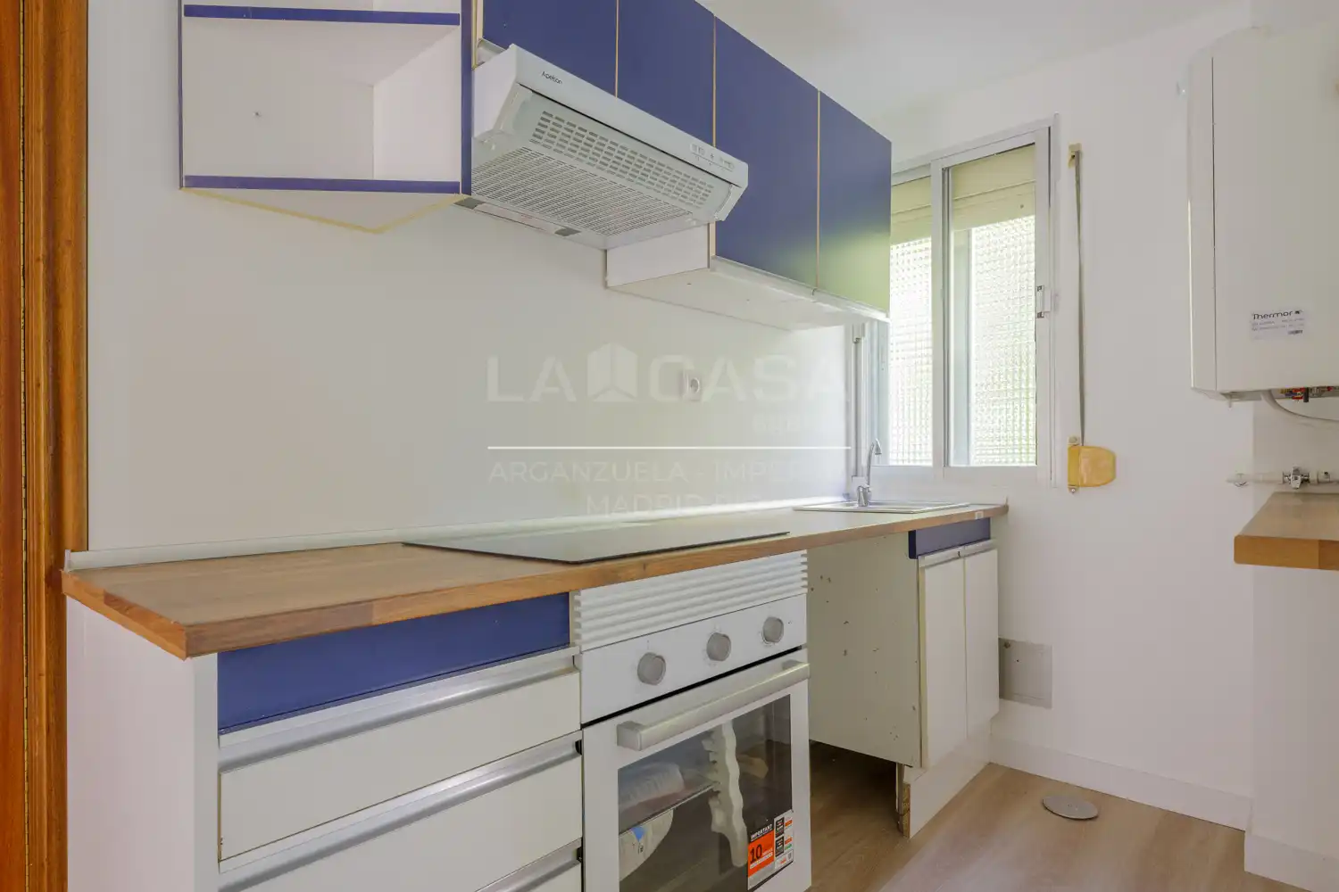 Kitchen of Flat for sale in Madrid  with Terrace