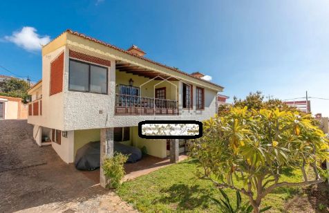 Vista exterior de Casa o chalet en venta en San Cristóbal de la Laguna con Jardín privado, Parquet y Terraza