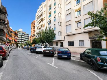 Appartement compact avec balcon à vendre à Campello Playa