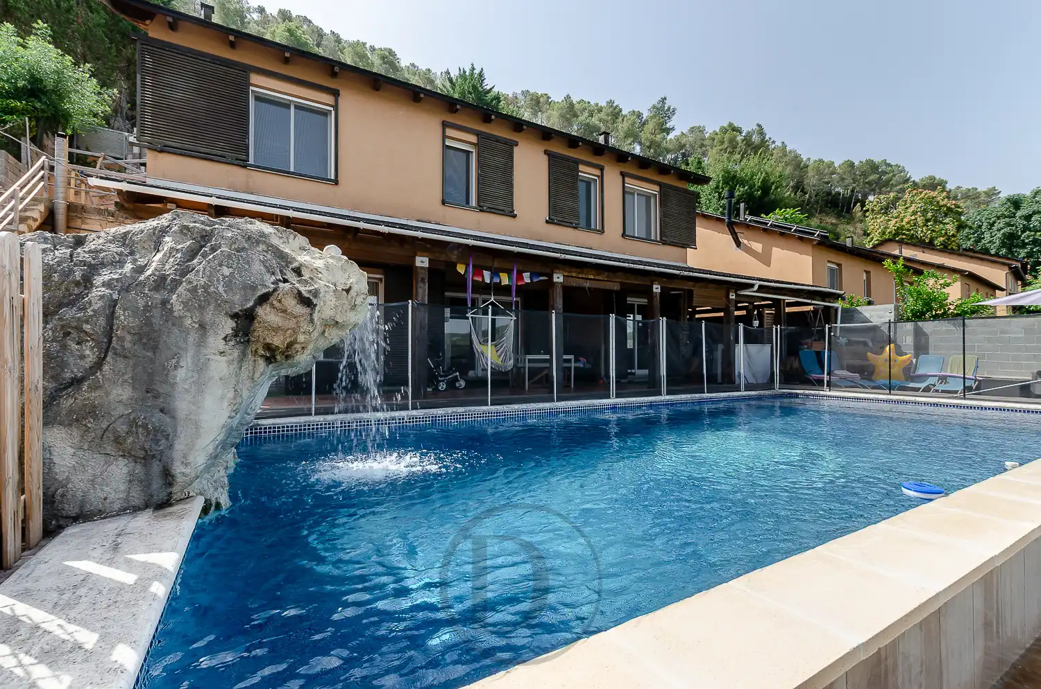 House with pool for sale in Carrer Venècia