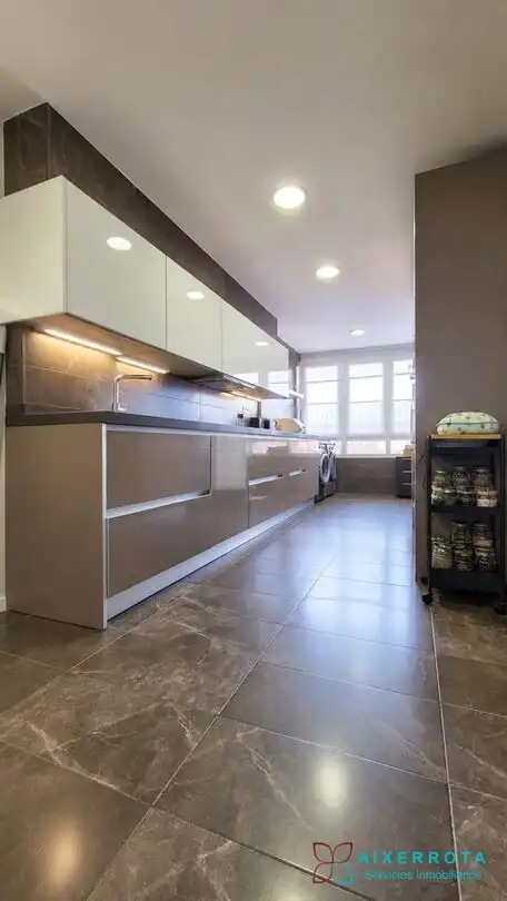 Kitchen of Flat for sale in Getxo   with Heating and Storage room