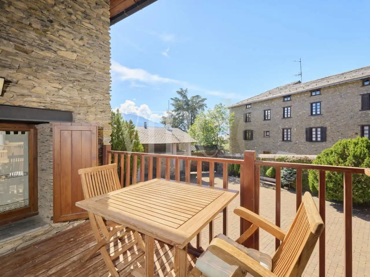 Terrassa de Casa adosada en venda en Bolvir amb Calefacció, Parquet i Terrassa