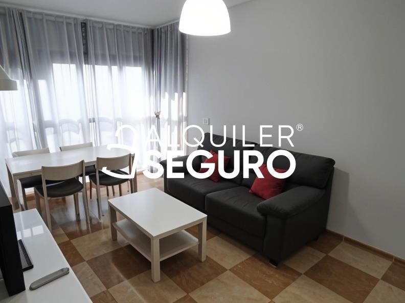 Sala d'estar de Pis de lloguer en  Sevilla Capital amb Moblat