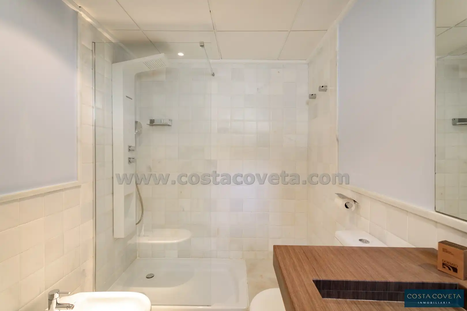 Badezimmer von Erdgeschoss zum Verkauf in El Campello mit Klimaanlage, Heizung und Terrasse