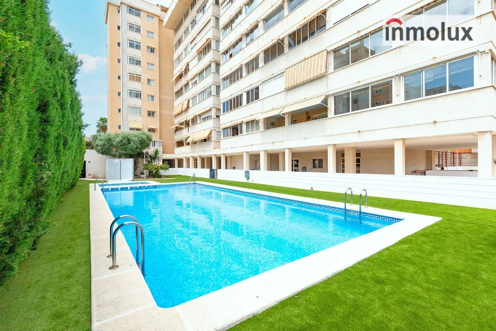 Swimming pool of Flat for sale in Alicante / Alacant  with Air Conditioner, Heating and Terrace