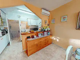 Cuina de Casa adosada en venda en Torrevieja amb Aire condicionat, Calefacció i Terrassa