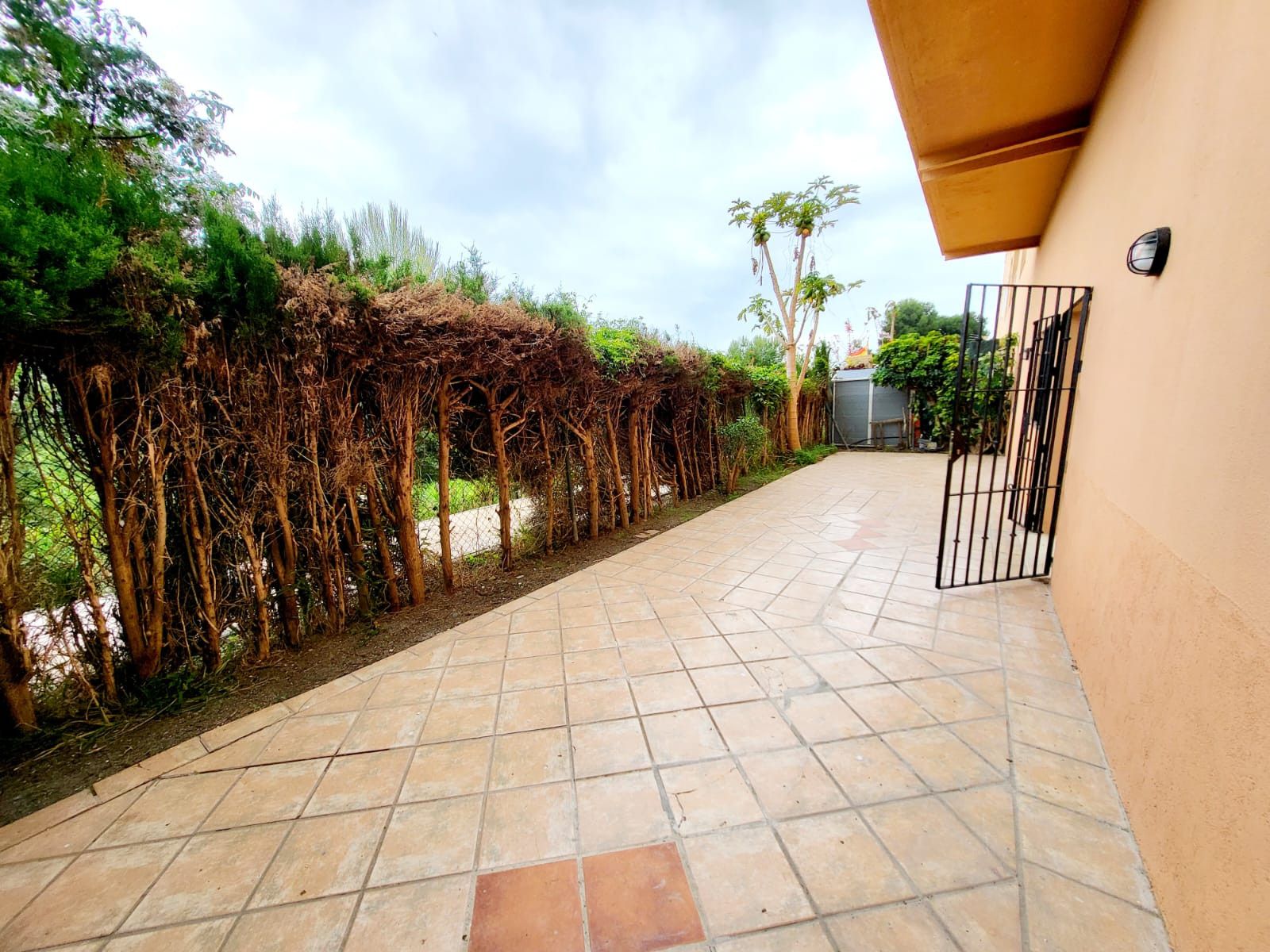 Terrassa de Planta baixa en venda en Estepona amb Terrassa, Piscina i Piscina comunitària