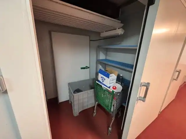 Industriegebäude zur Miete in De Francisco Aritio, imagen 4
