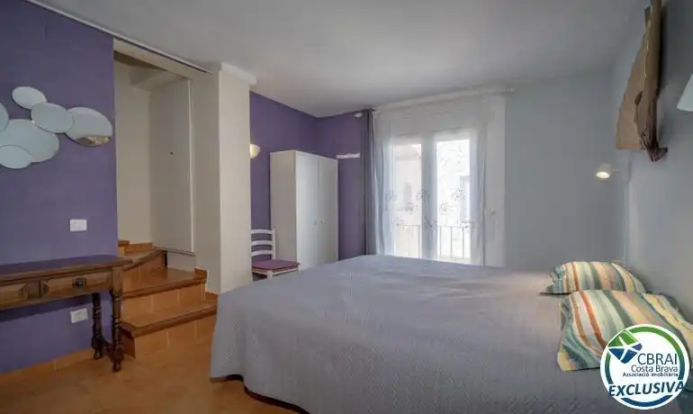 Dormitori de Apartament en venda en Empuriabrava amb Aire condicionat i Terrassa