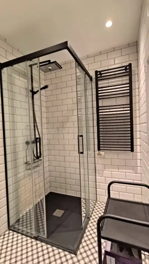 Baño de Piso en venta en Vitoria - Gasteiz con Calefacción, Parquet y Trastero